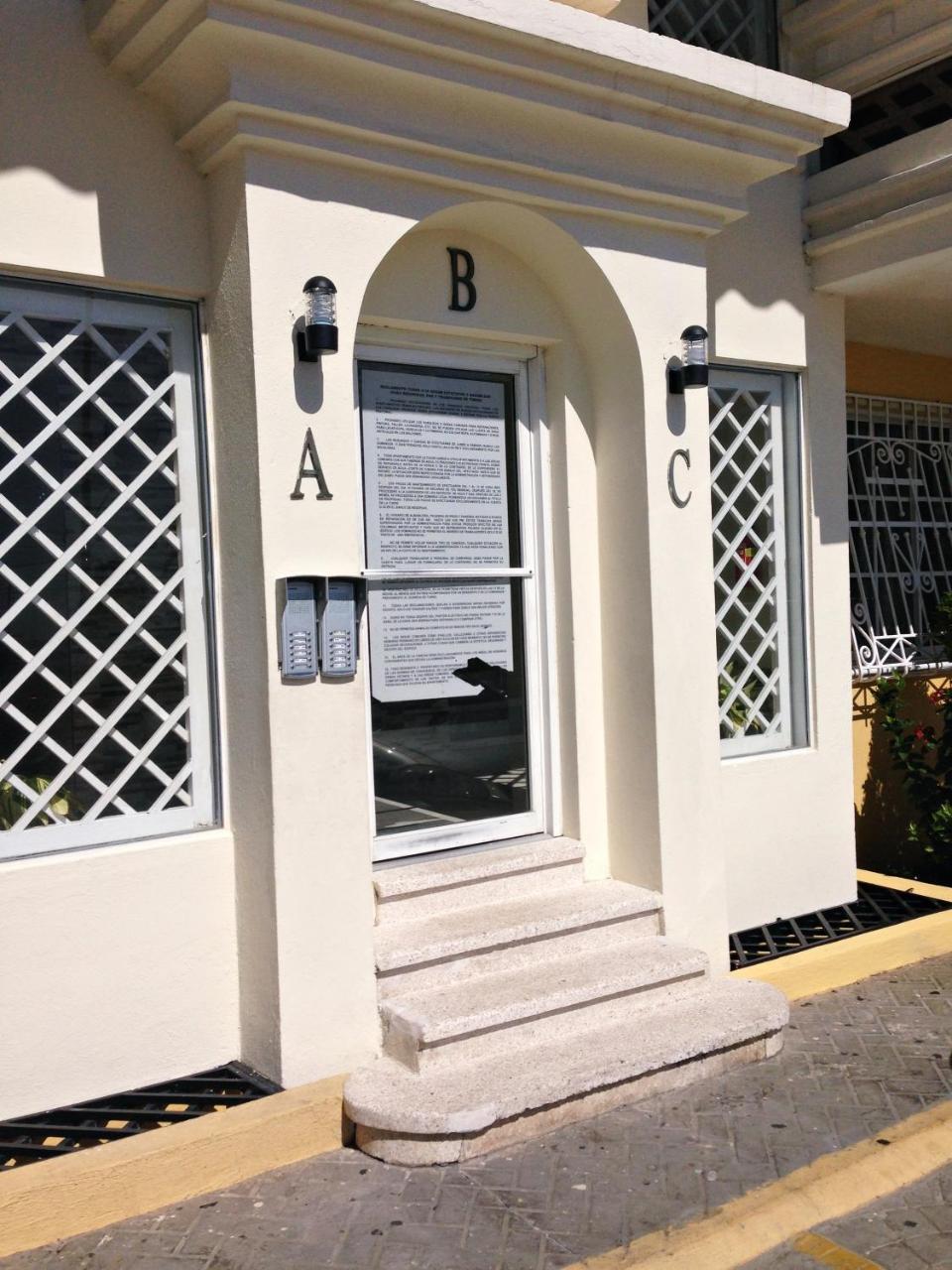 Caribbean Seaview Apart Malecon Santo Domingo Exterior photo